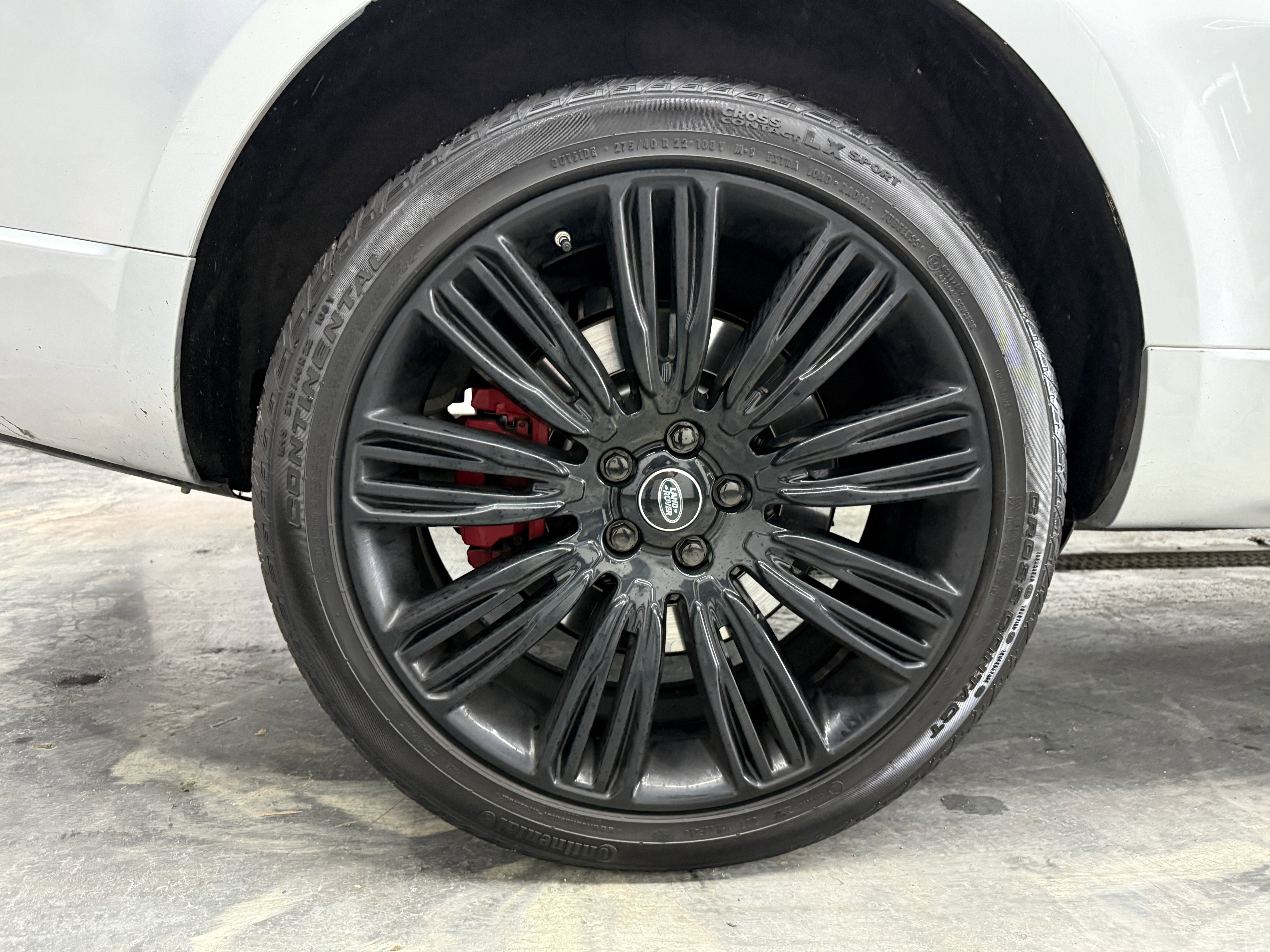 Used 2018 Land Rover Range Rover Sport HSE Dynamic image 29