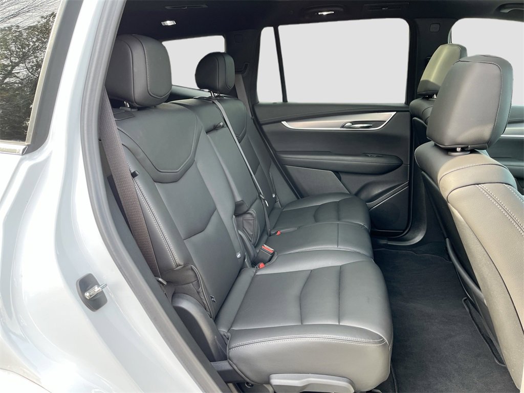 Certified 2024 Cadillac XT6 Luxury w/ LPO, Floor Liner Package image 31