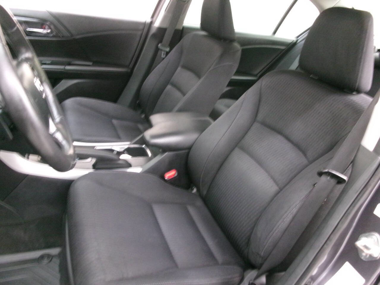 Used 2014 Honda Accord Sport image 17