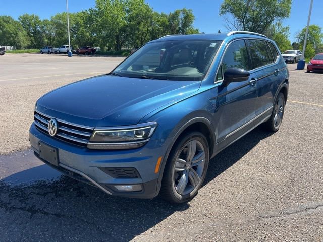 Used 2019 Volkswagen Tiguan SEL Premium R-Line AWD/4WD image 4