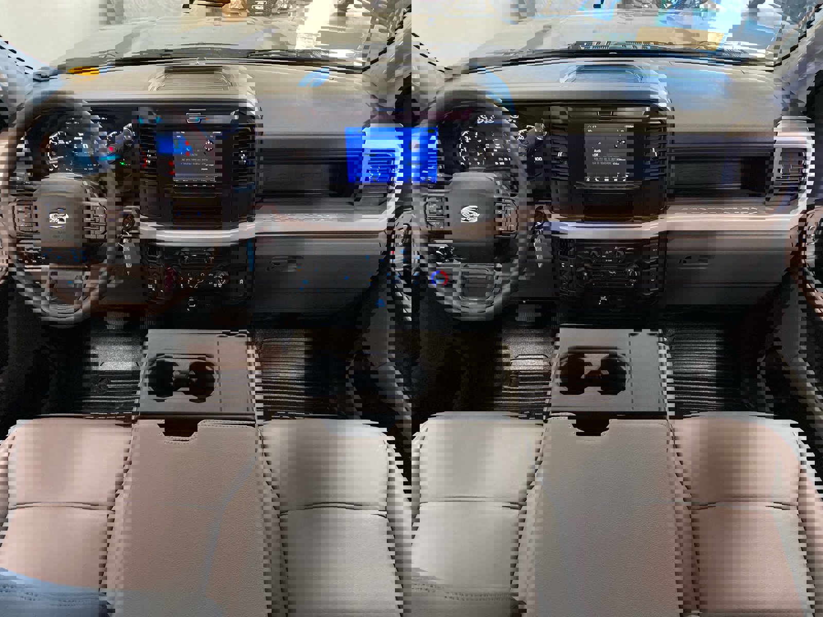 New 2026 Ford F250 XL w/ XL Chrome Package image 13