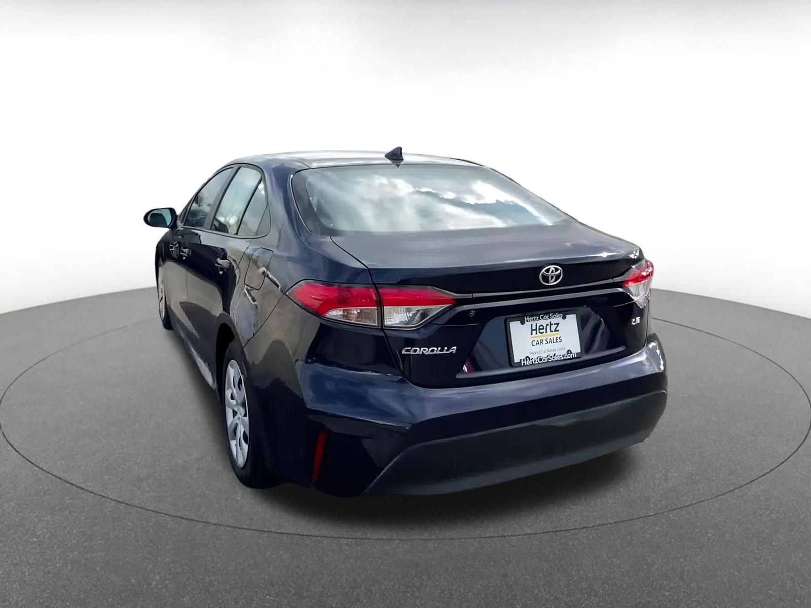 Used 2025 Toyota Corolla LE image 11