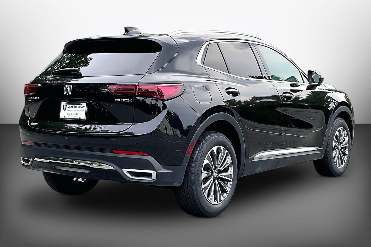 Used 2024 Buick Envision Preferred AWD/4WD image 8