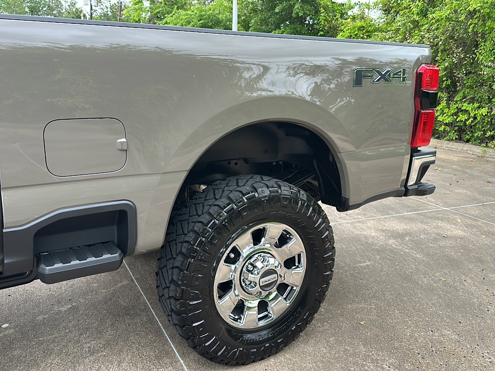 Used 2026 Ford F250 Lariat w/ Lariat Premium Package image 7