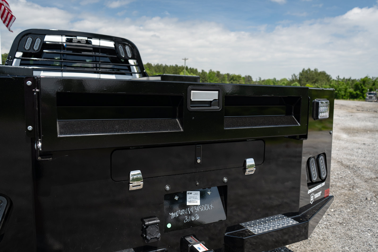 New 2026 RAM 4500 4x4 Crew Cab DRW w/ Laramie Trim Package image 21