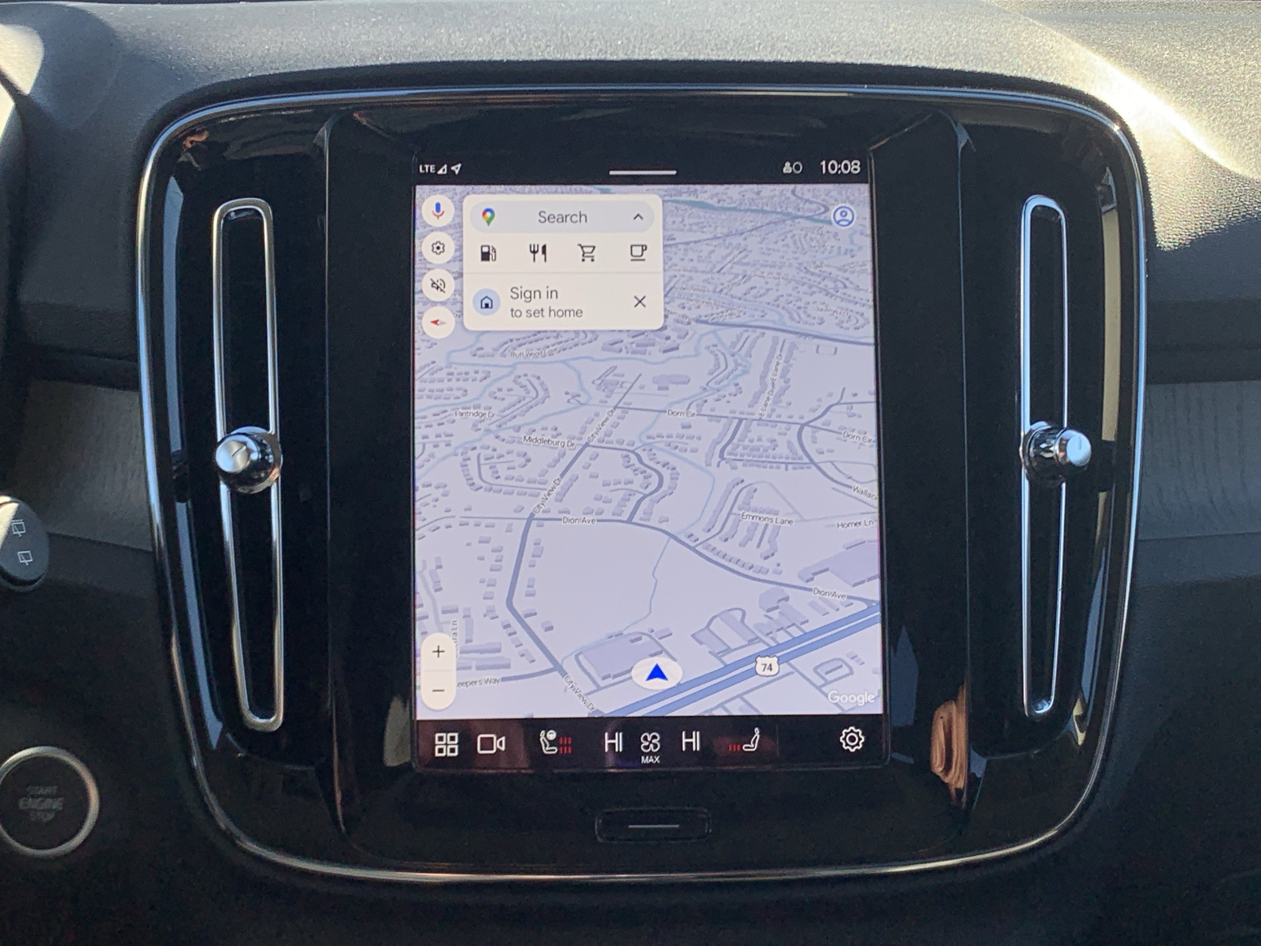 Used 2025 Volvo XC40 B5 Core image 24