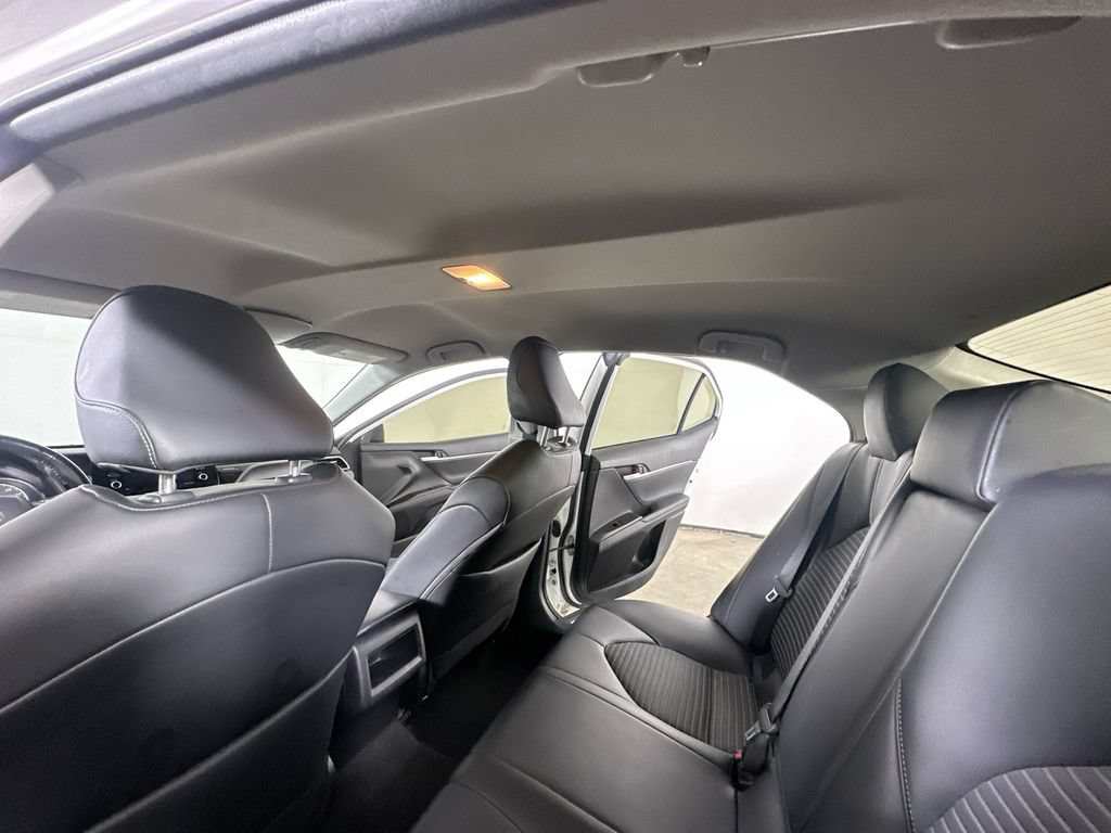 Used 2023 Toyota Camry SE FWD image 13
