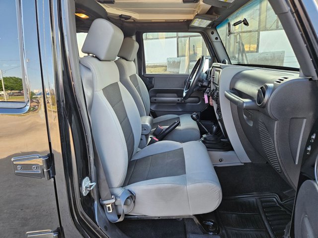 Used 2008 Jeep Wrangler X image 19