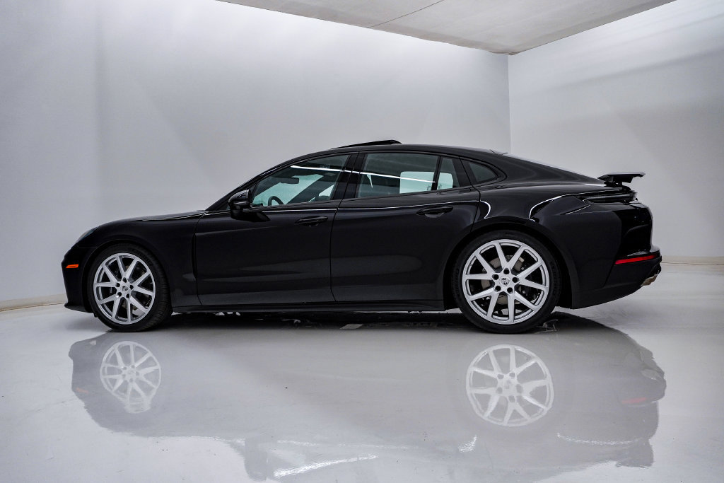 New 2026 Porsche Panamera 4 AWD/4WD image 2