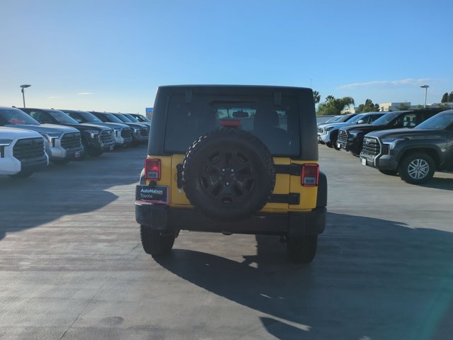 Used 2015 Jeep Wrangler Sport AWD/4WD image 7