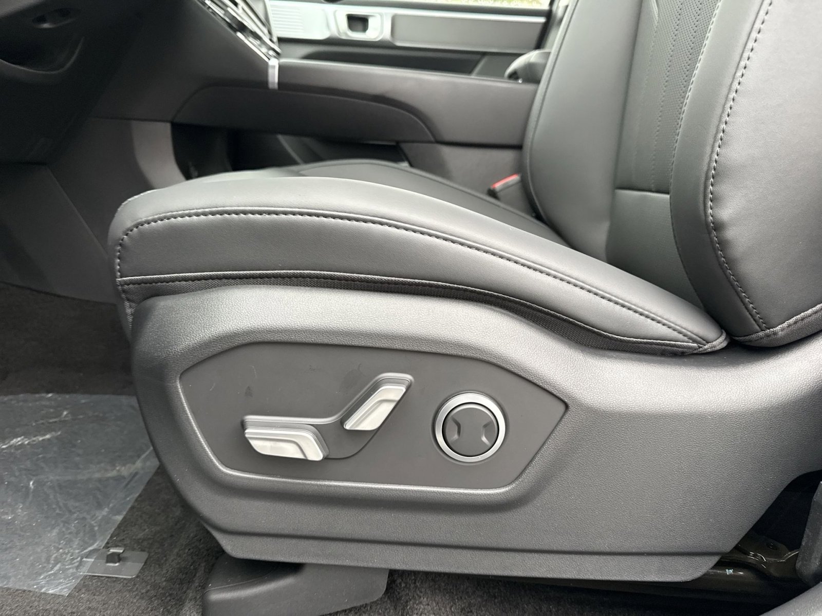 New 2026 Hyundai Santa Fe XRT image 14