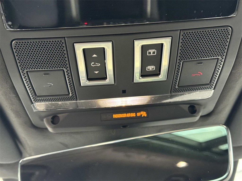 New 2026 Land Rover Defender 130 V8 image 22