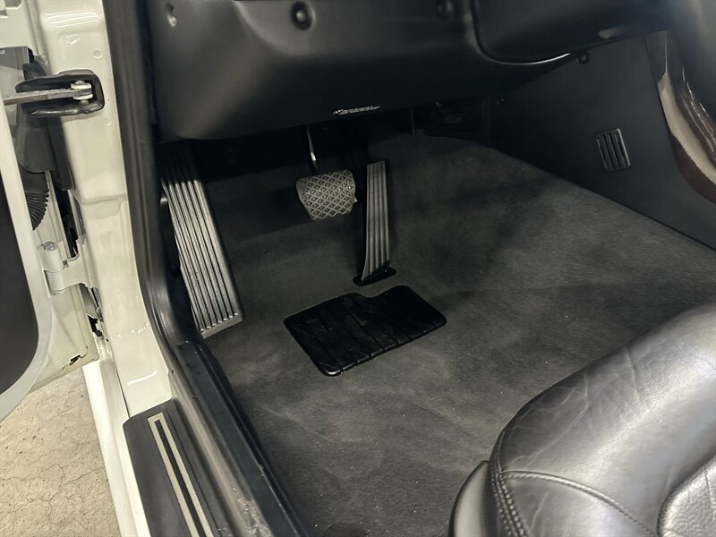 Used 1997 BMW Z3 2.8 image 32