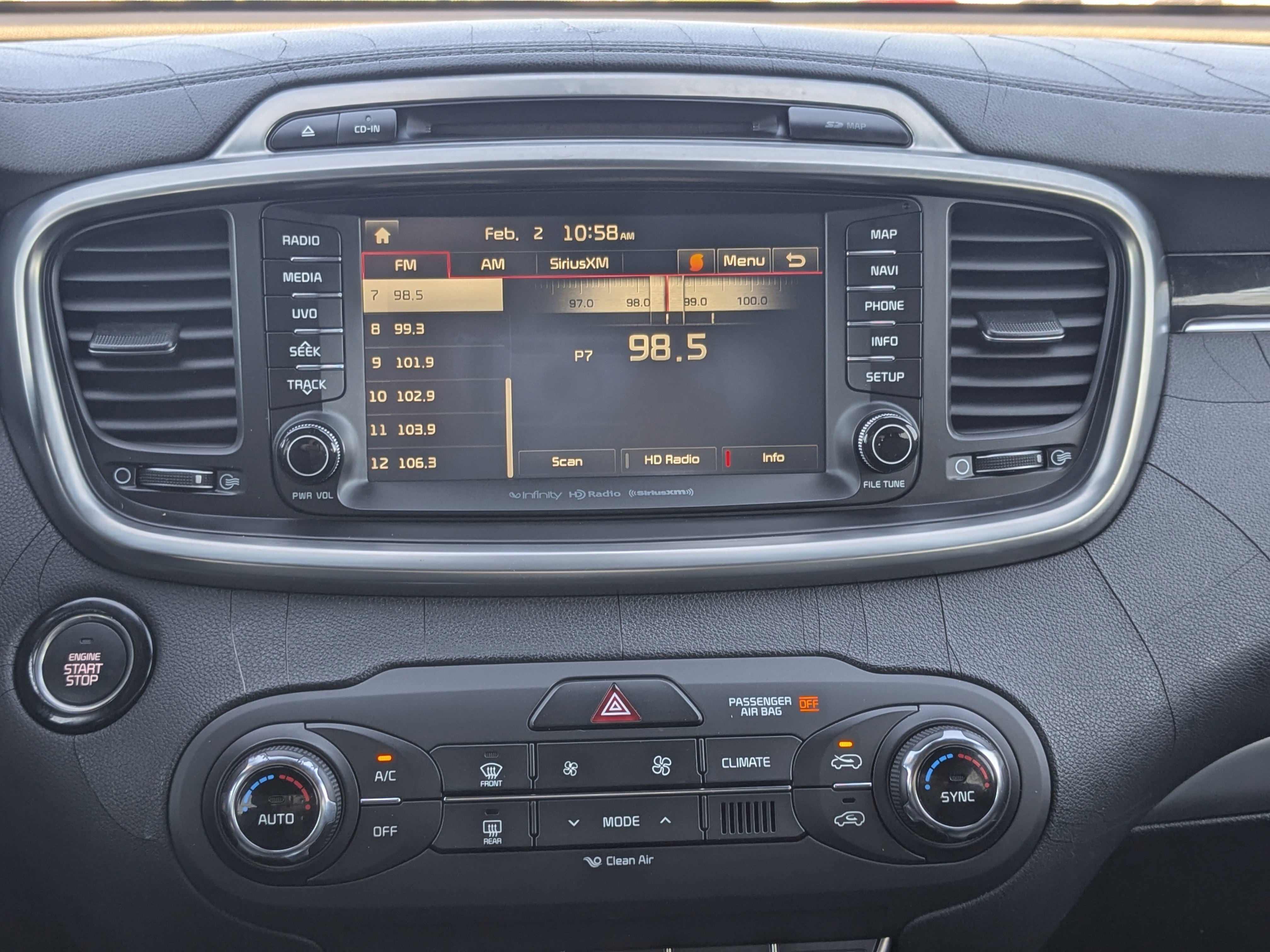 Used 2016 Kia Sorento SX w/ SXL Technology Package image 22