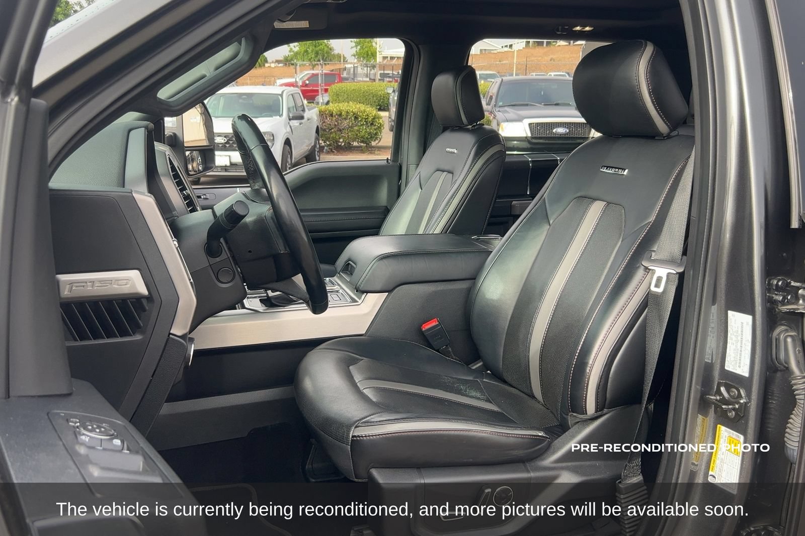 Used 2018 Ford F150 Platinum w/ Equipment Group 701A Luxury AWD/4WD image 11