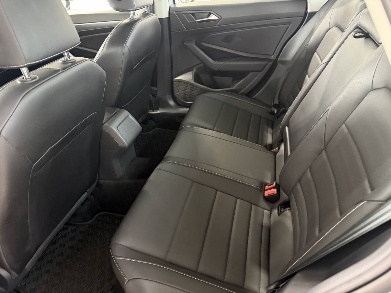 Used 2022 Volkswagen Jetta SE FWD image 20