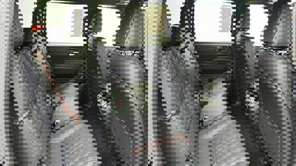 Used 2025 Nissan Armada PRO-4X w/ Pro-4X Premium Package image 24