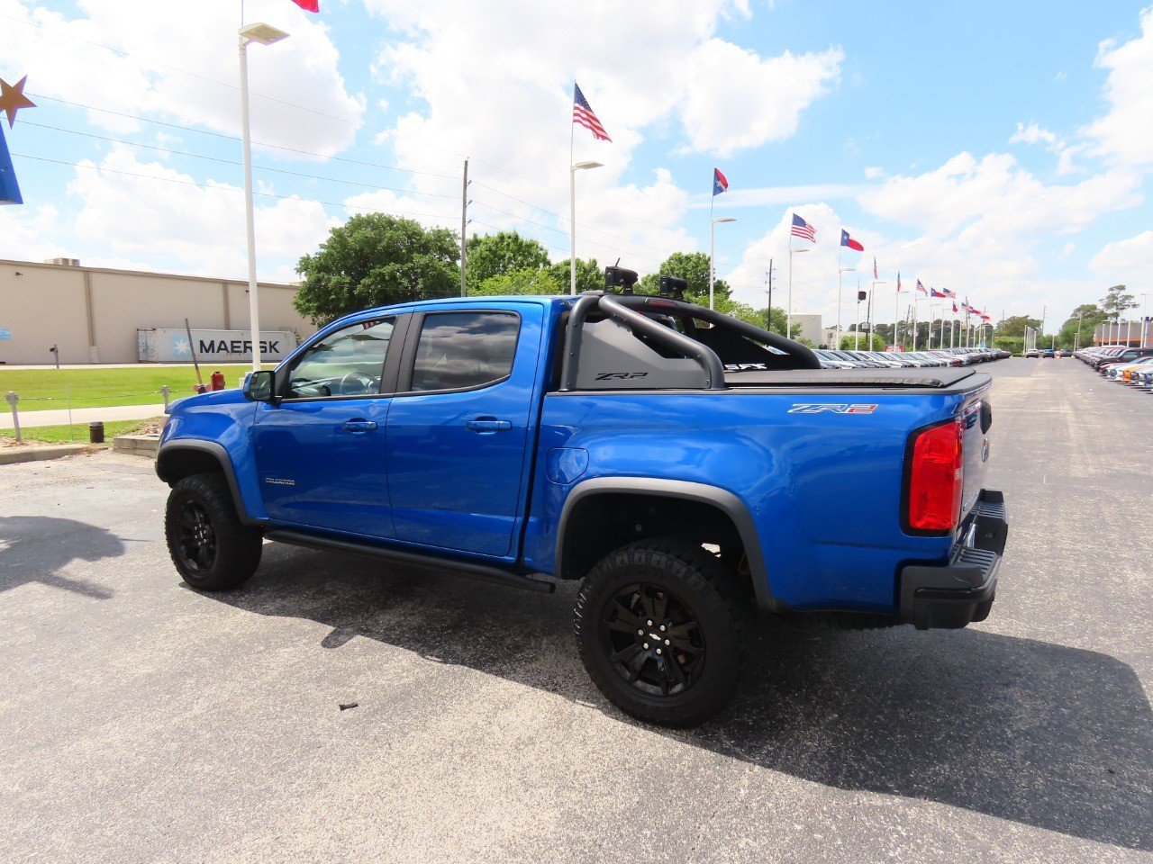 Used 2019 Chevrolet Colorado ZR2 w/ ZR2 Dusk Special Edition image 14