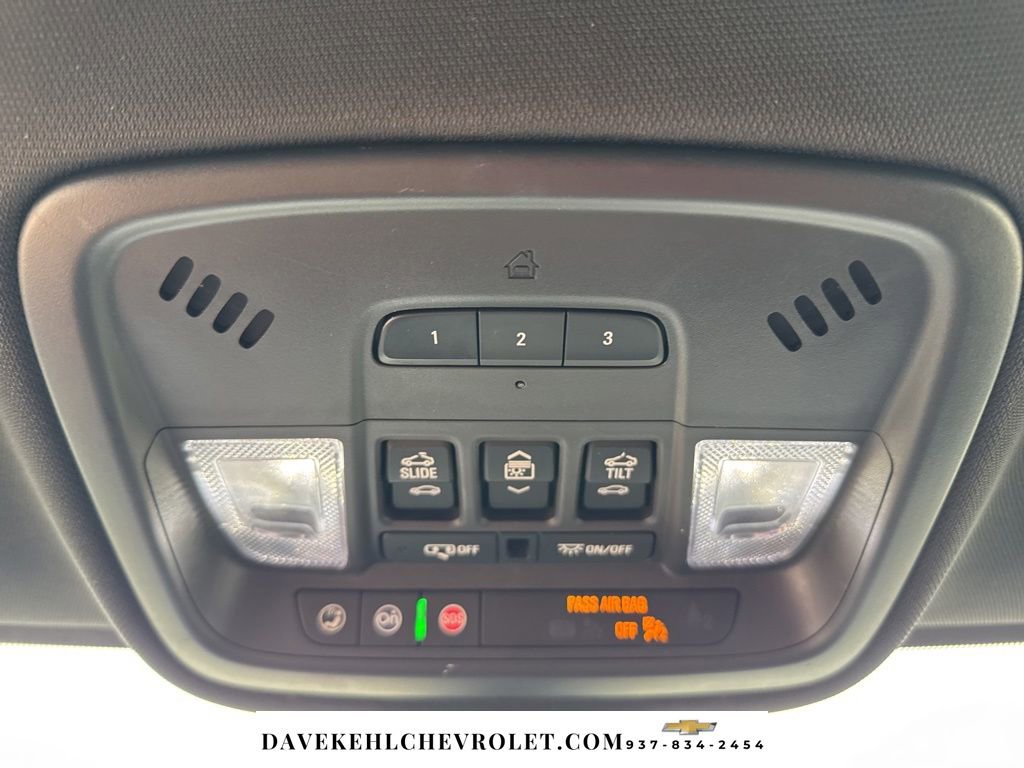 Used 2023 Chevrolet Traverse Premier w/ Redline Edition image 12