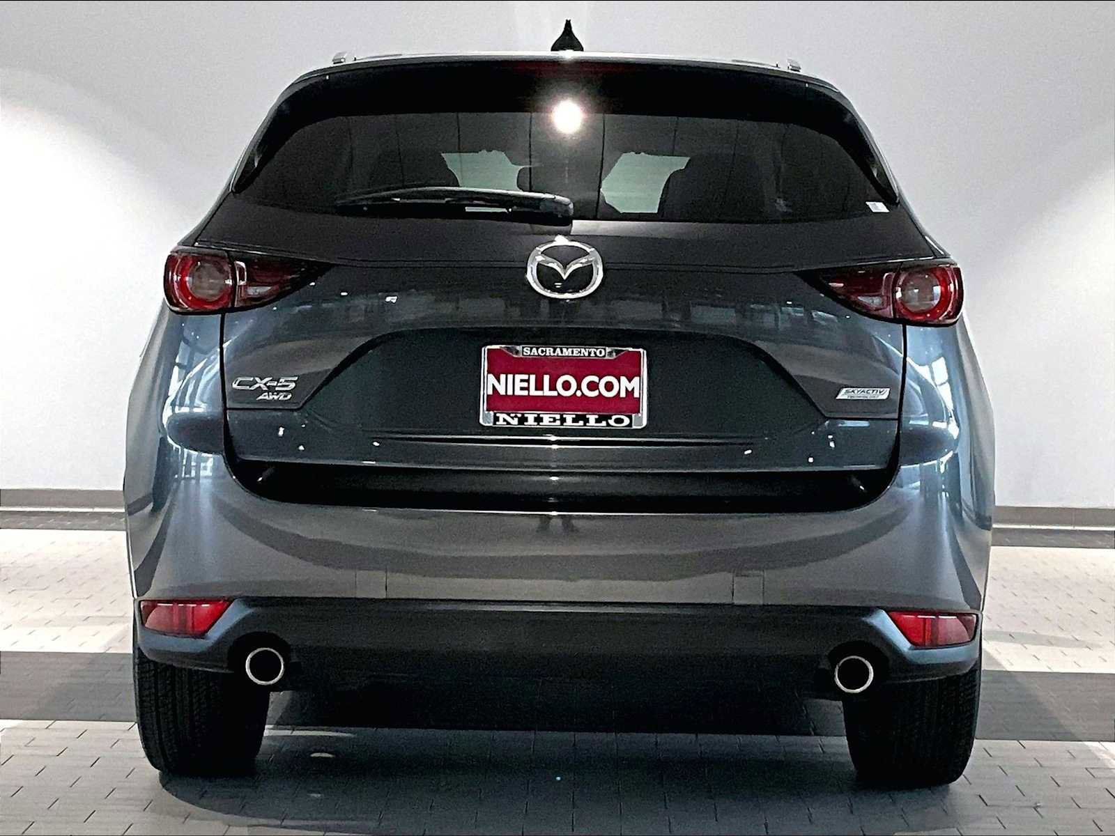Used 2018 MAZDA CX-5 Touring w/ Preferred Equipment Package image 9