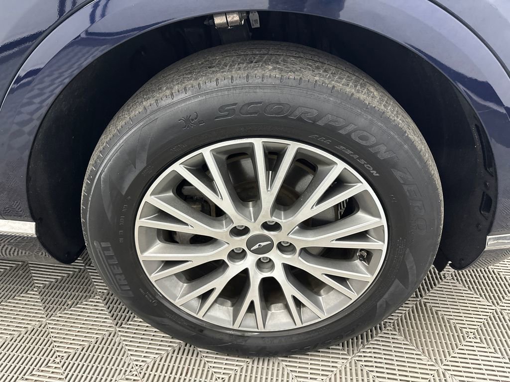 Used 2024 Genesis GV80 2.5T AWD/4WD image 14