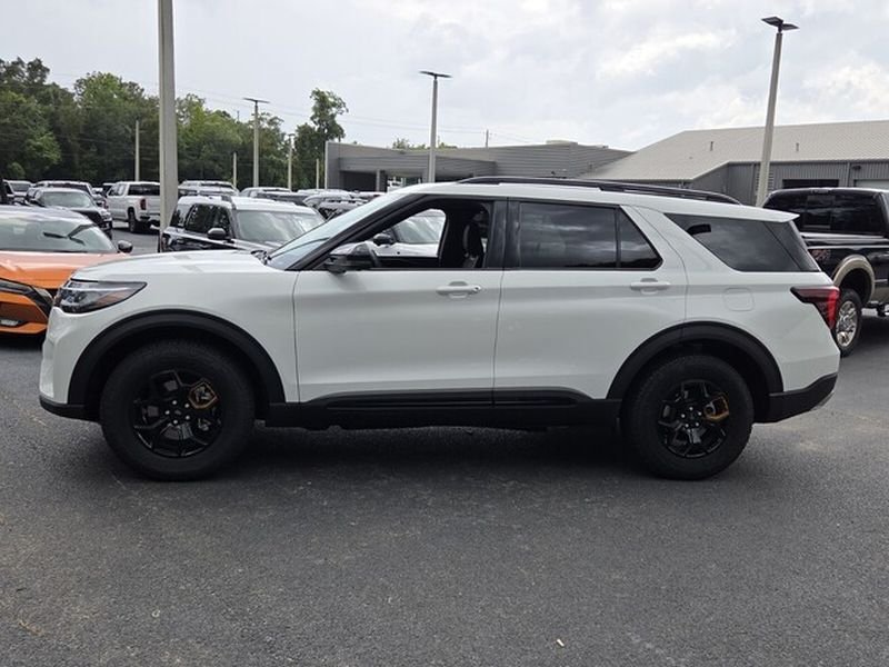 Used 2026 Ford Explorer Tremor w/ Tremor Ultimate Package AWD/4WD image 5