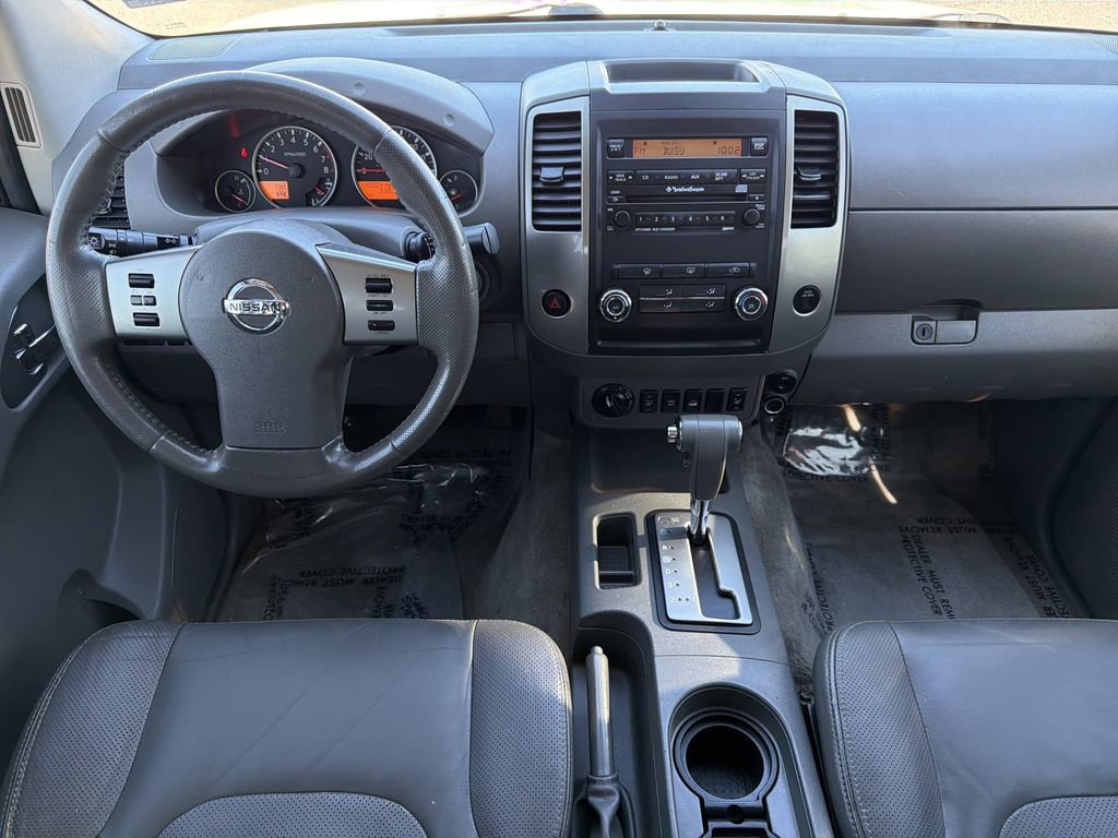 Used 2011 Nissan Frontier SL AWD/4WD image 10