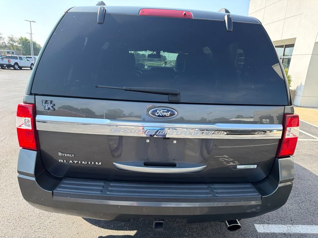 Used 2016 Ford Expedition Platinum AWD/4WD image 3