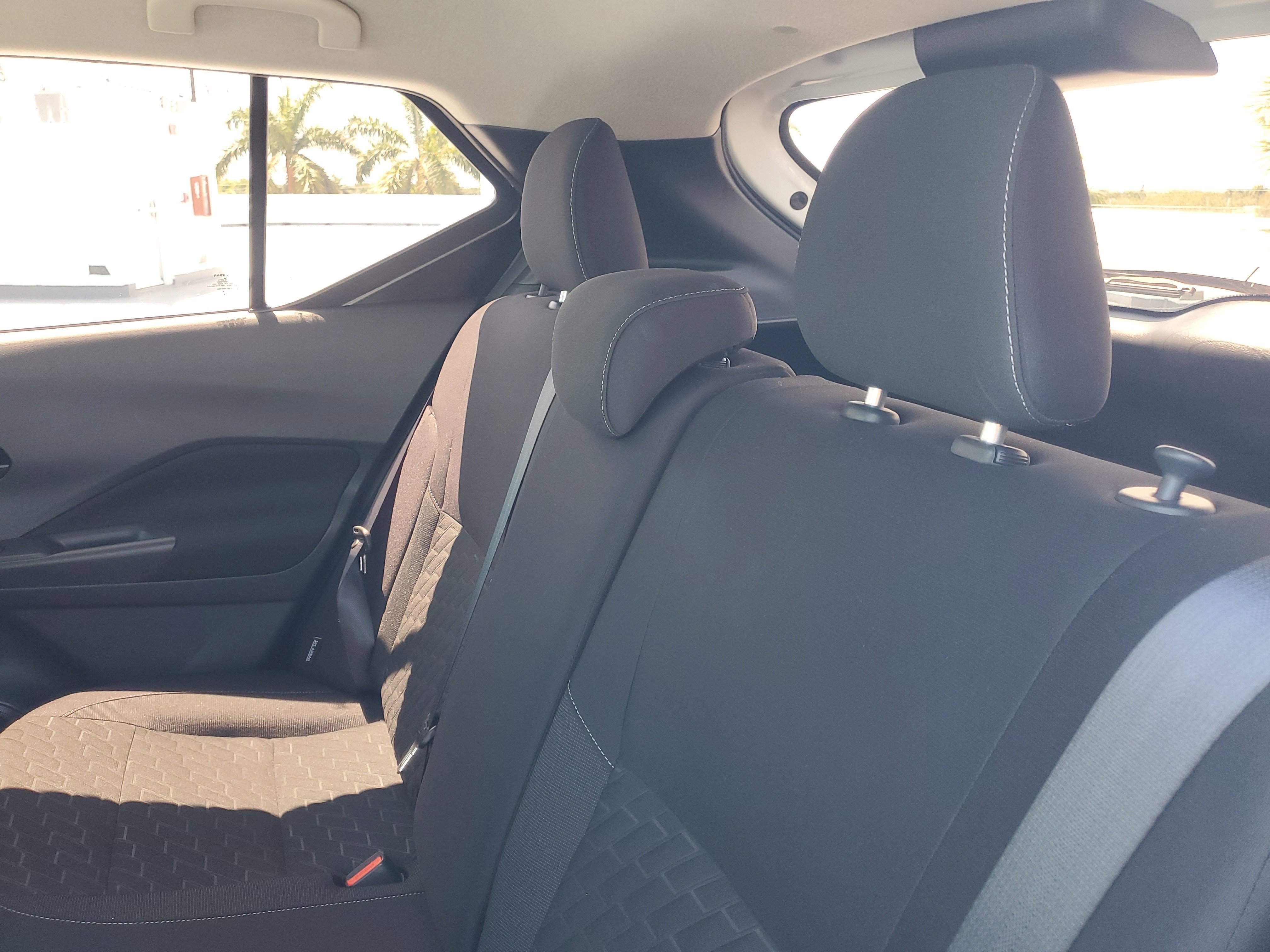Used 2022 Nissan Kicks S FWD image 12