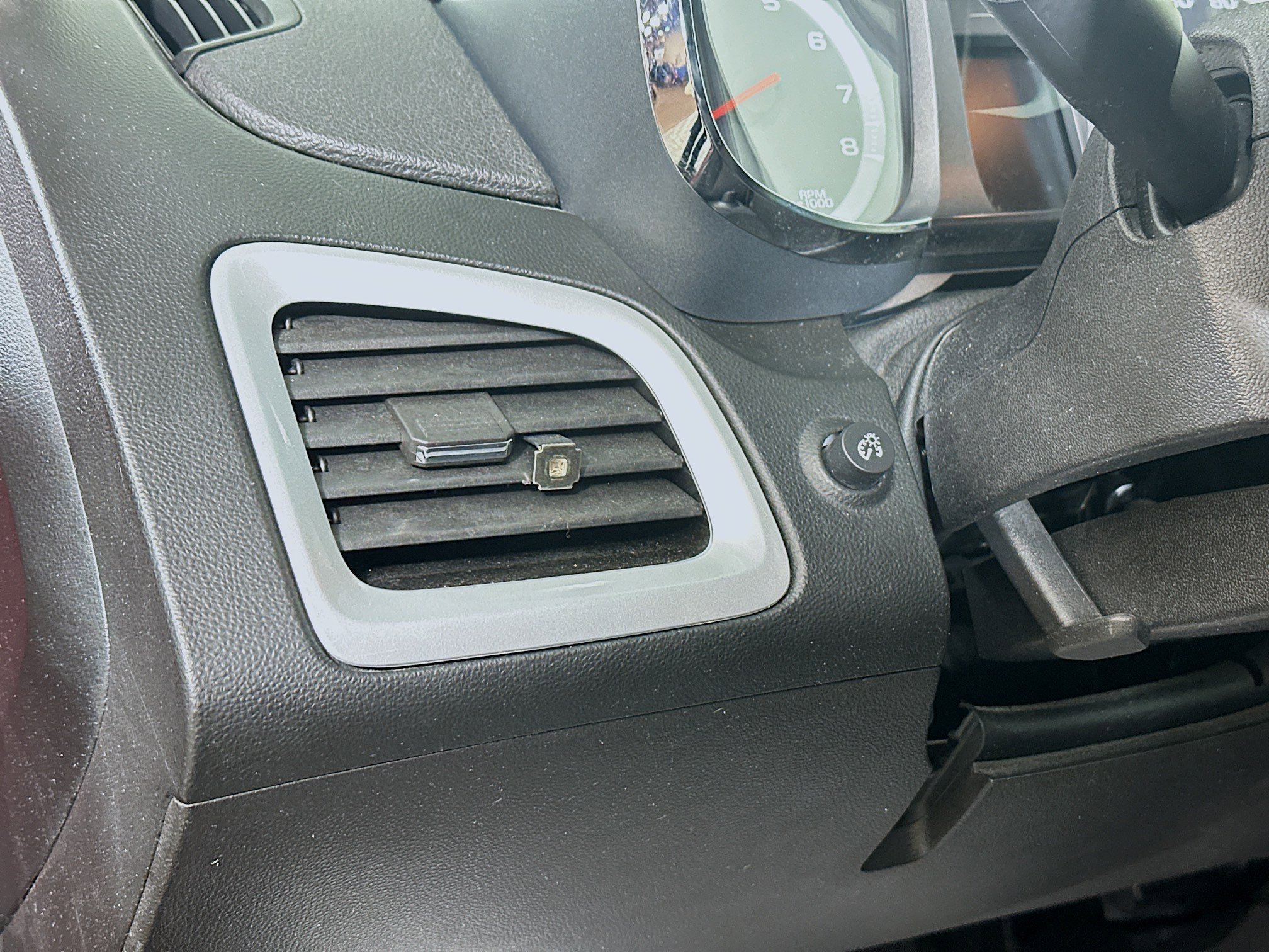 Used 2017 GMC Terrain SLE image 10