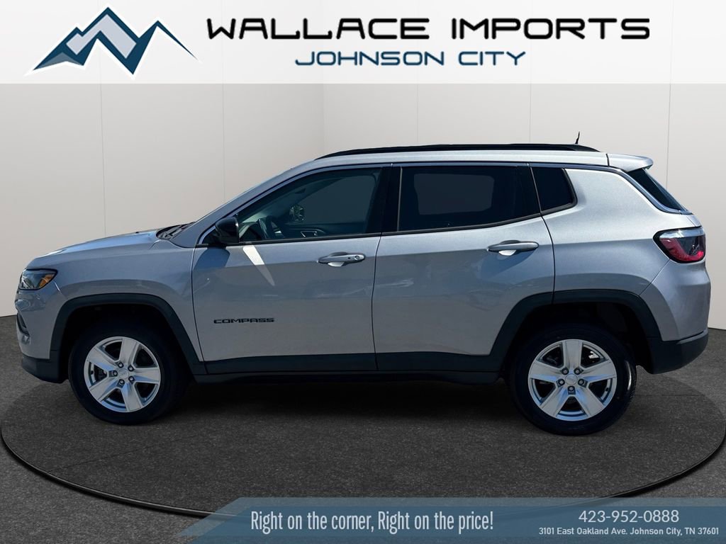 Used 2022 Jeep Compass Latitude w/ Sun and Sound Group