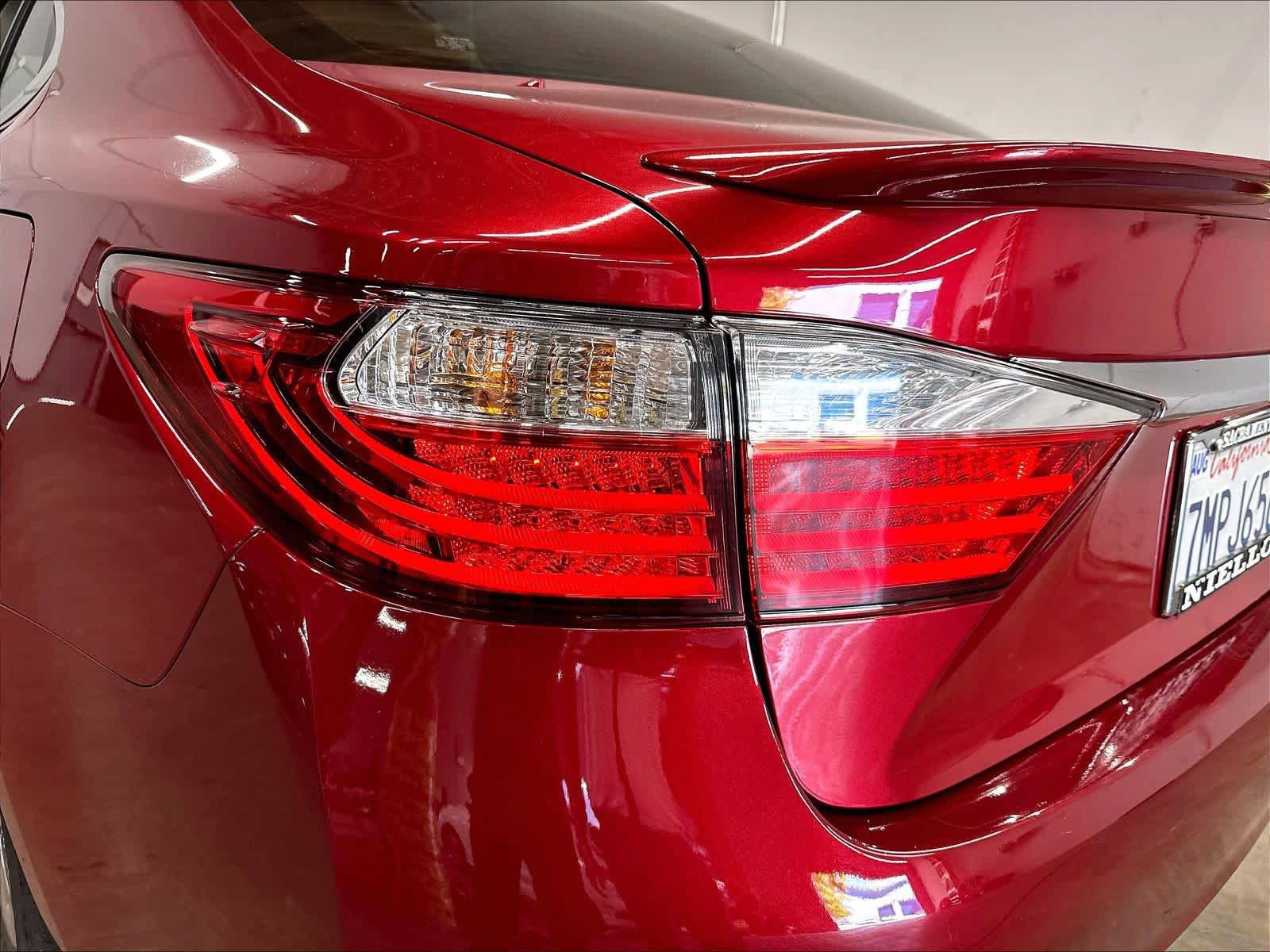Used 2015 Lexus ES 350 FWD image 30