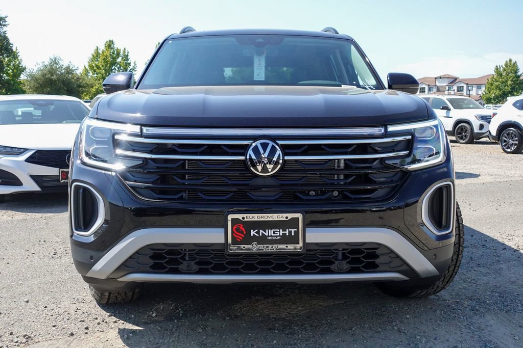 New 2026 Volkswagen Atlas Peak Edition image 5