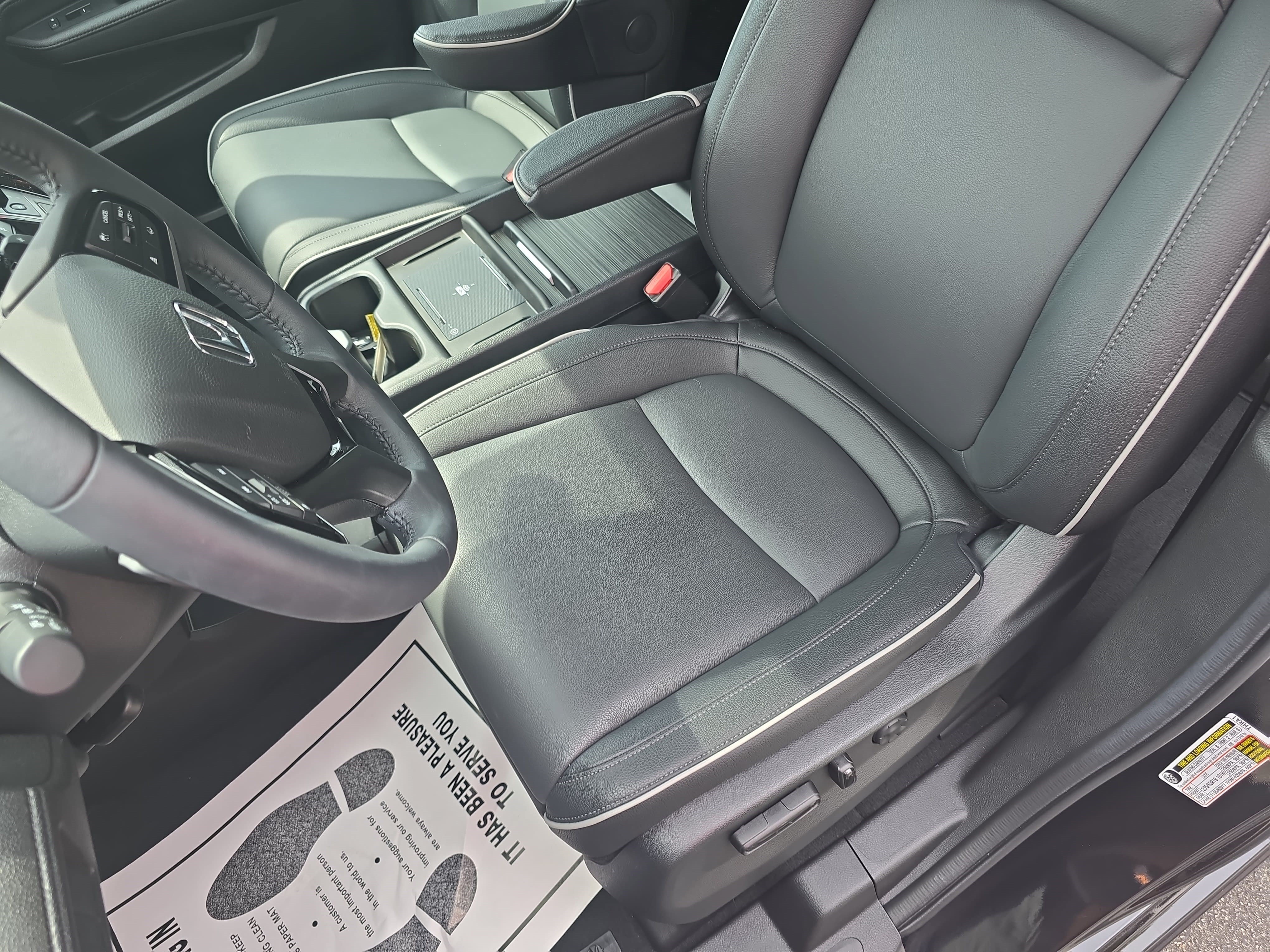 Used 2026 Honda Odyssey Touring image 17
