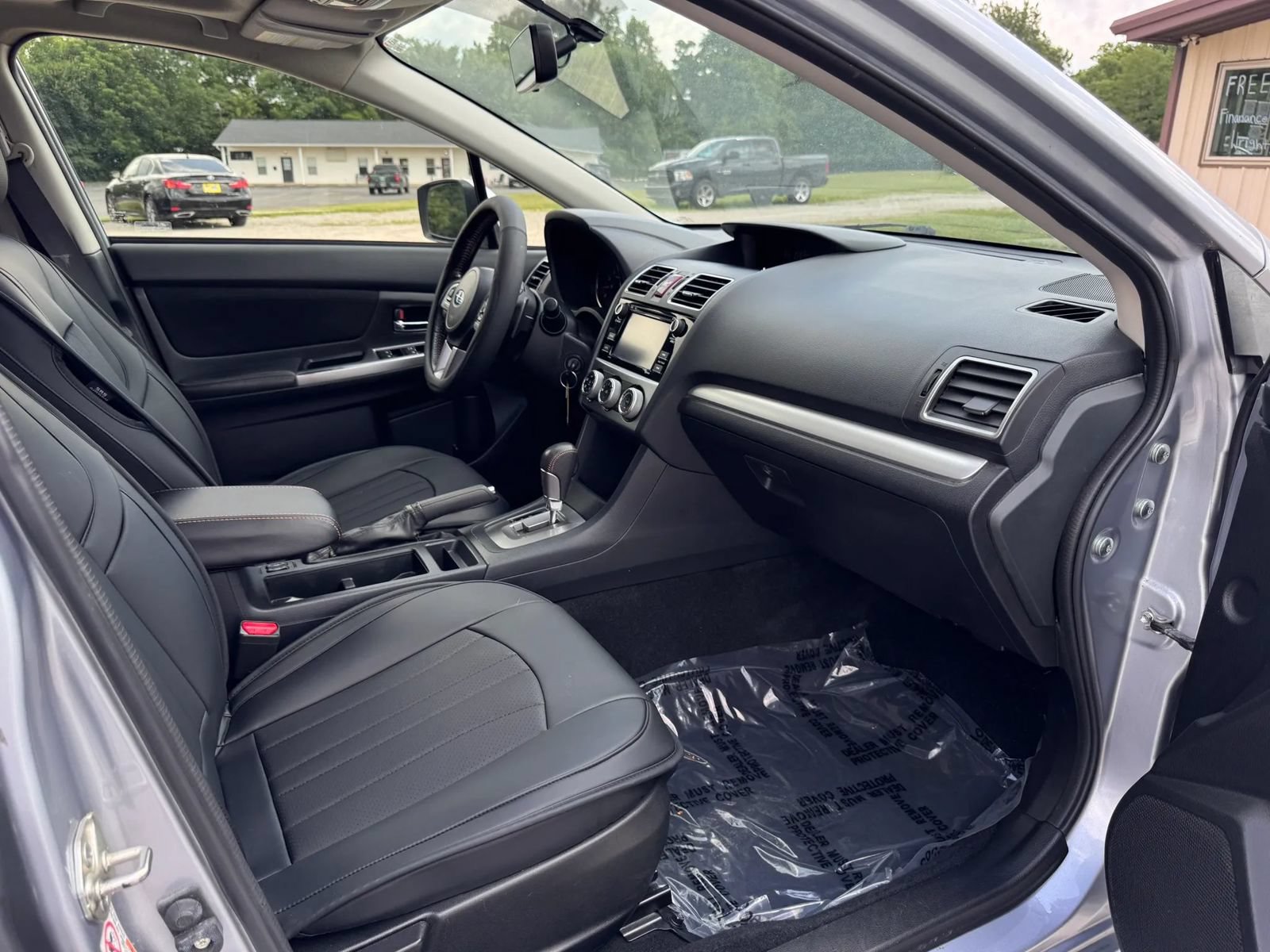 Used 2017 Subaru Crosstrek 2.0i Premium w/ Moonroof Package AWD/4WD image 21