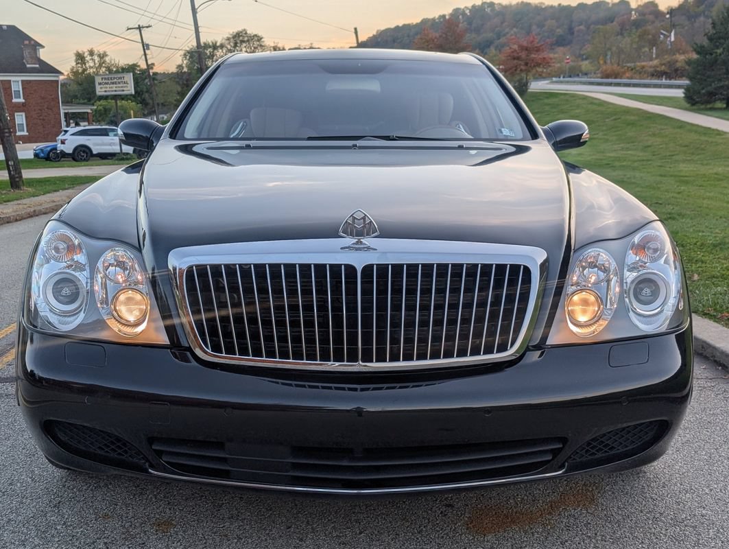 Used 2005 Maybach 57 RWD image 15