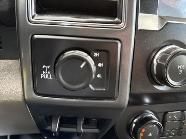Used 2022 Ford F350 XLT w/ XLT Value Package AWD/4WD image 25