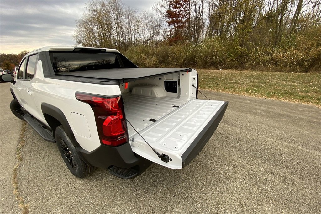 New 2024 Chevrolet Silverado EV W/T image 15