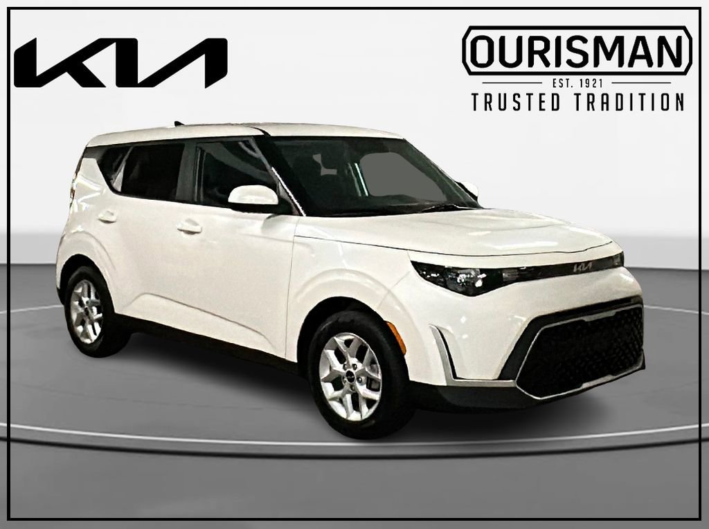 Used 2023 Kia Soul LX w/ LX Technology Package