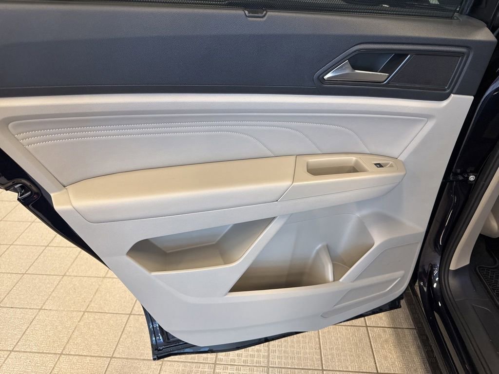 Used 2022 Volkswagen Atlas SE image 18