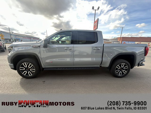 Used 2024 GMC Sierra 1500 AT4 w/ Technology Package image 21