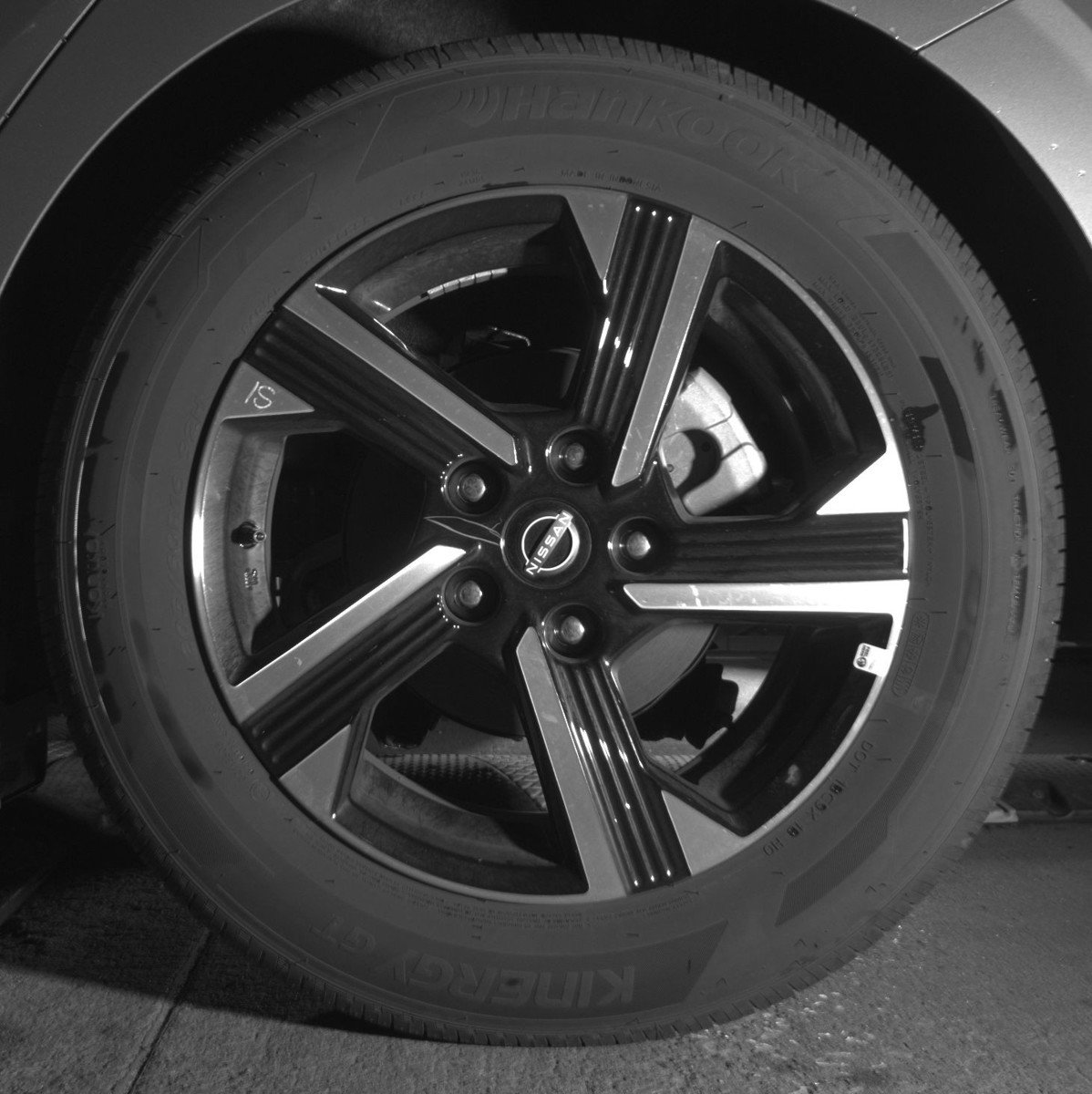 Used 2025 Nissan Sentra SV image 14