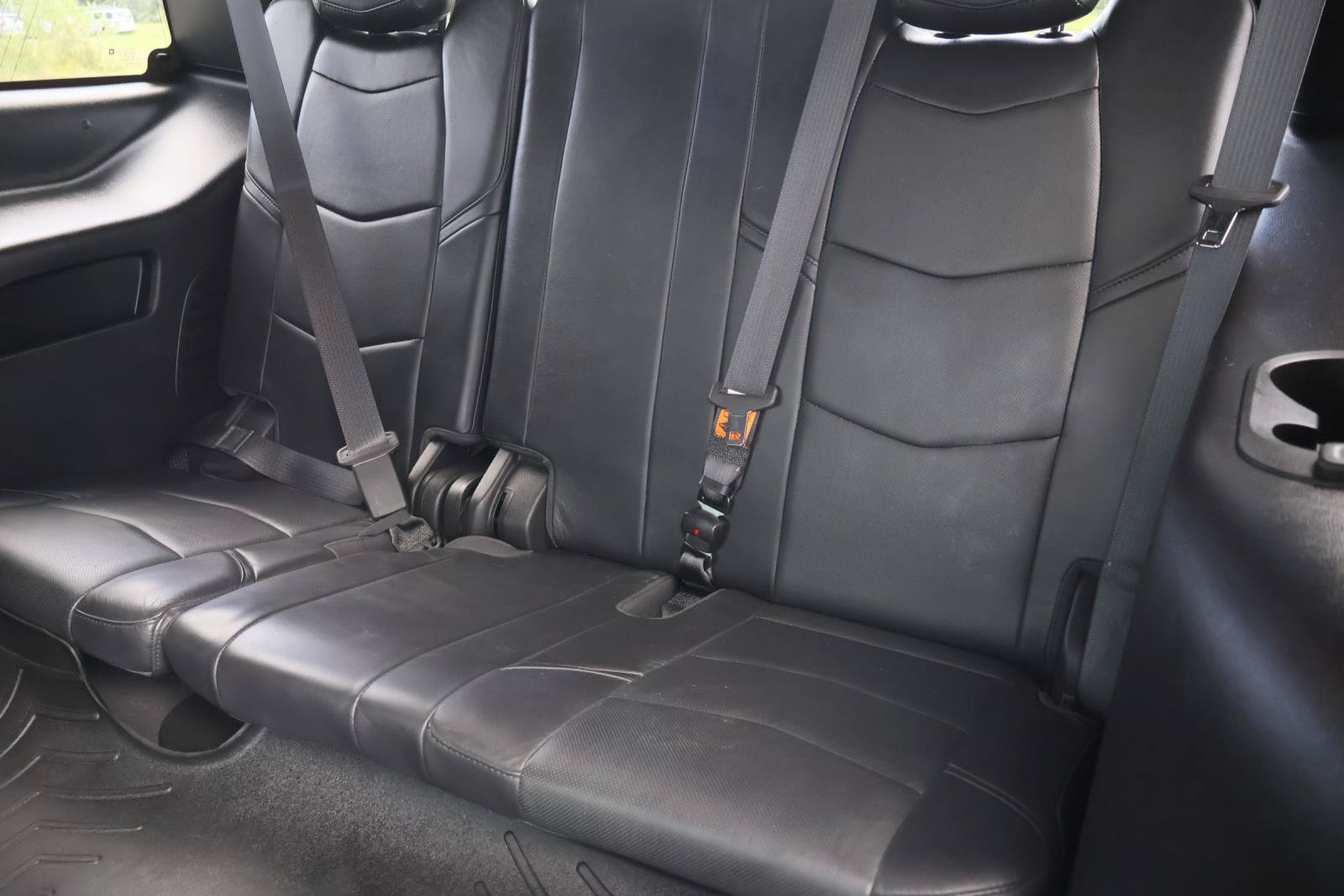 Used 2018 Cadillac Escalade Platinum AWD/4WD image 22
