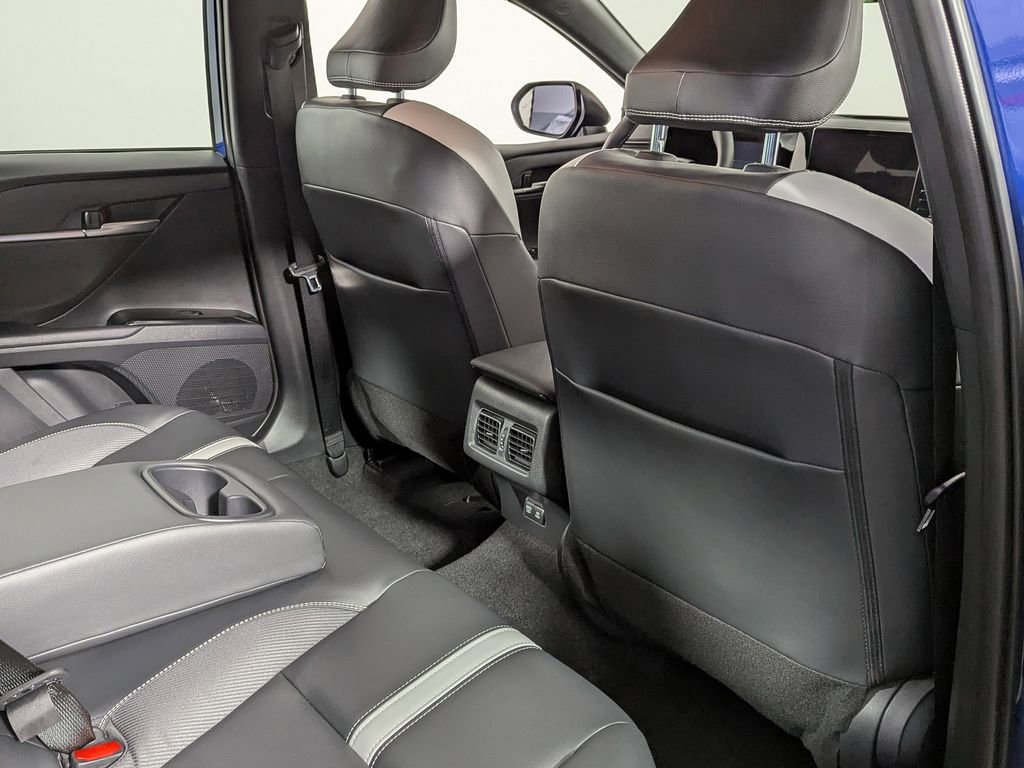 Certified 2025 Toyota Camry SE AWD/4WD image 39