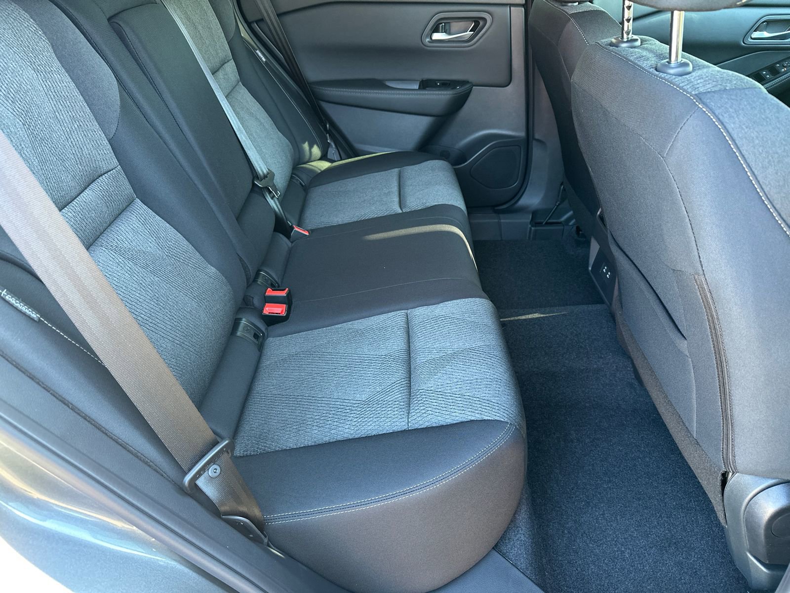 New 2026 Nissan Rogue SV image 15