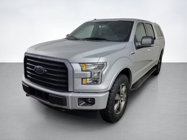 Used 2017 Ford F150 XLT w/ Equipment Group 302A Luxury AWD/4WD image 7