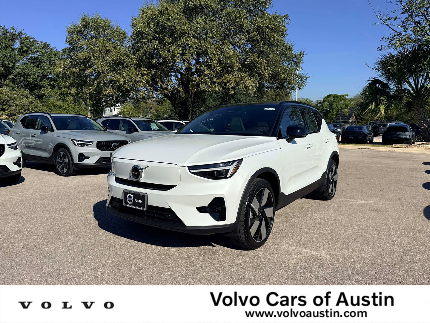 New 2026 Volvo EX40 Plus w/ Climate Package