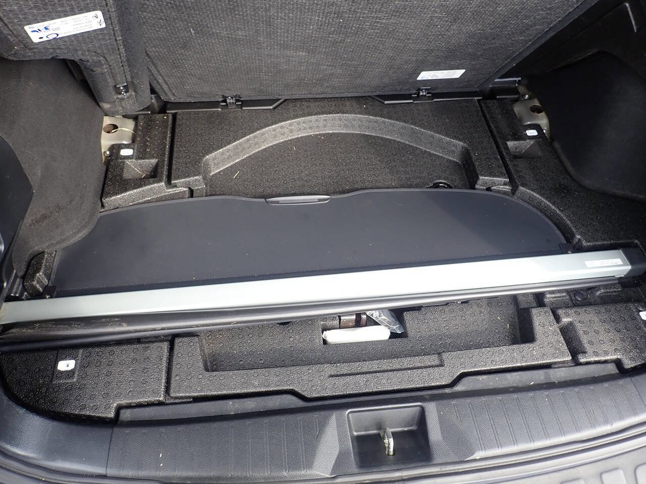 Used 2016 Subaru Outback 2.5i Premium image 24