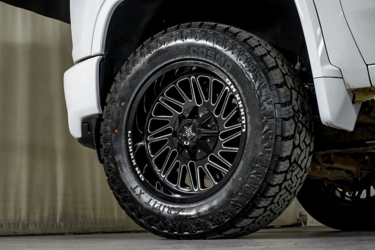 Used 2023 Chevrolet Silverado 2500 LT image 56