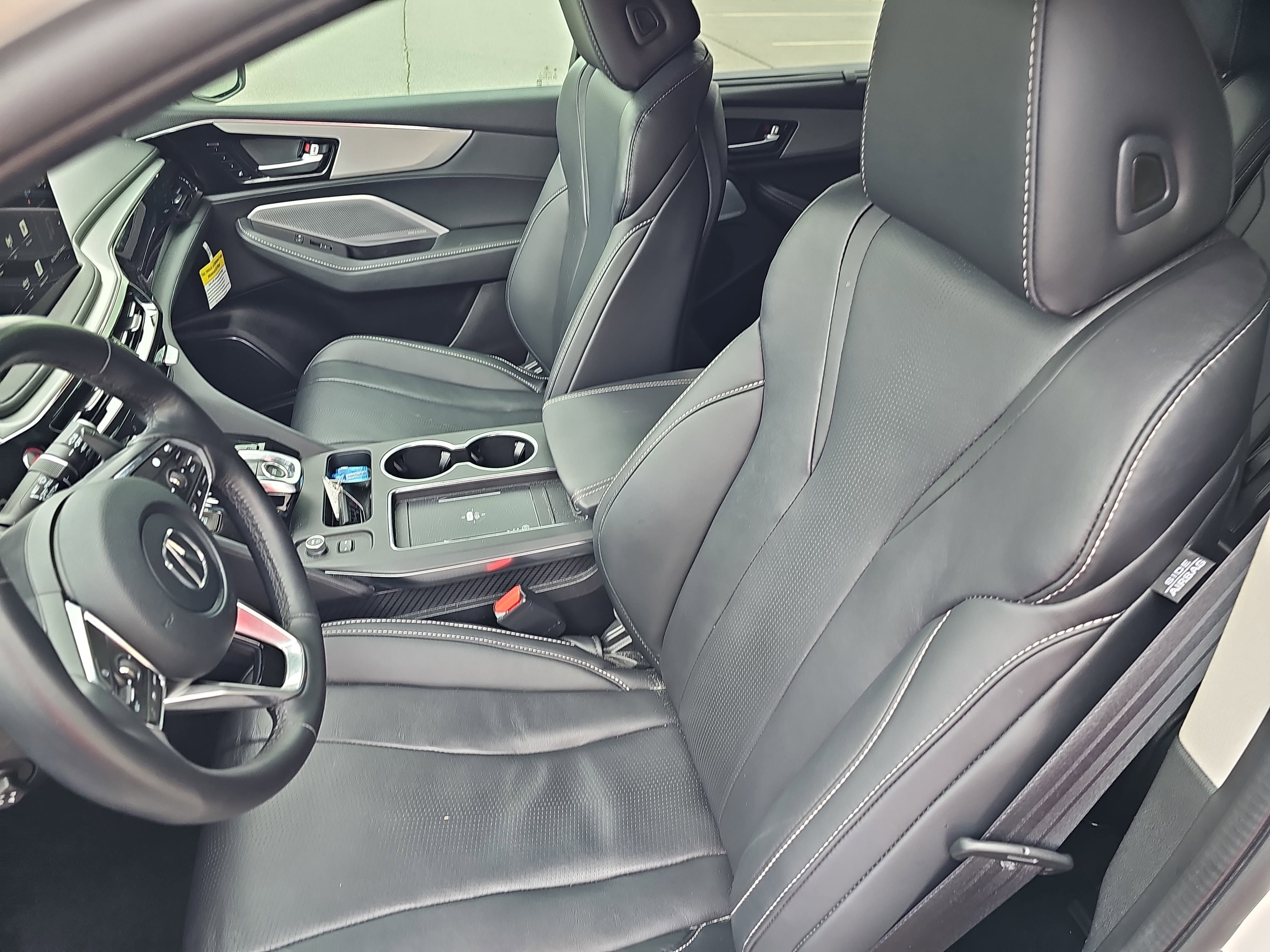 Certified 2025 Acura MDX FWD w/ Technology Package image 16